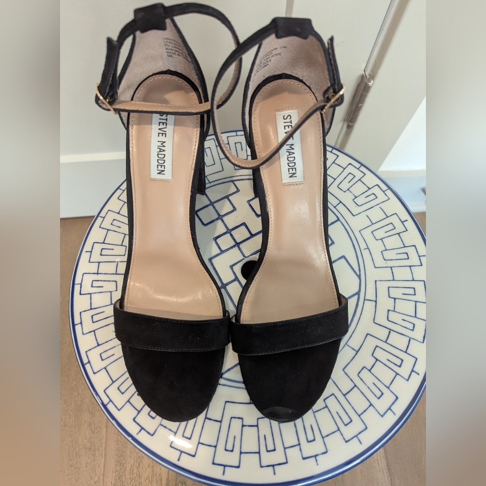 Steve Madden Black Women's Sandals